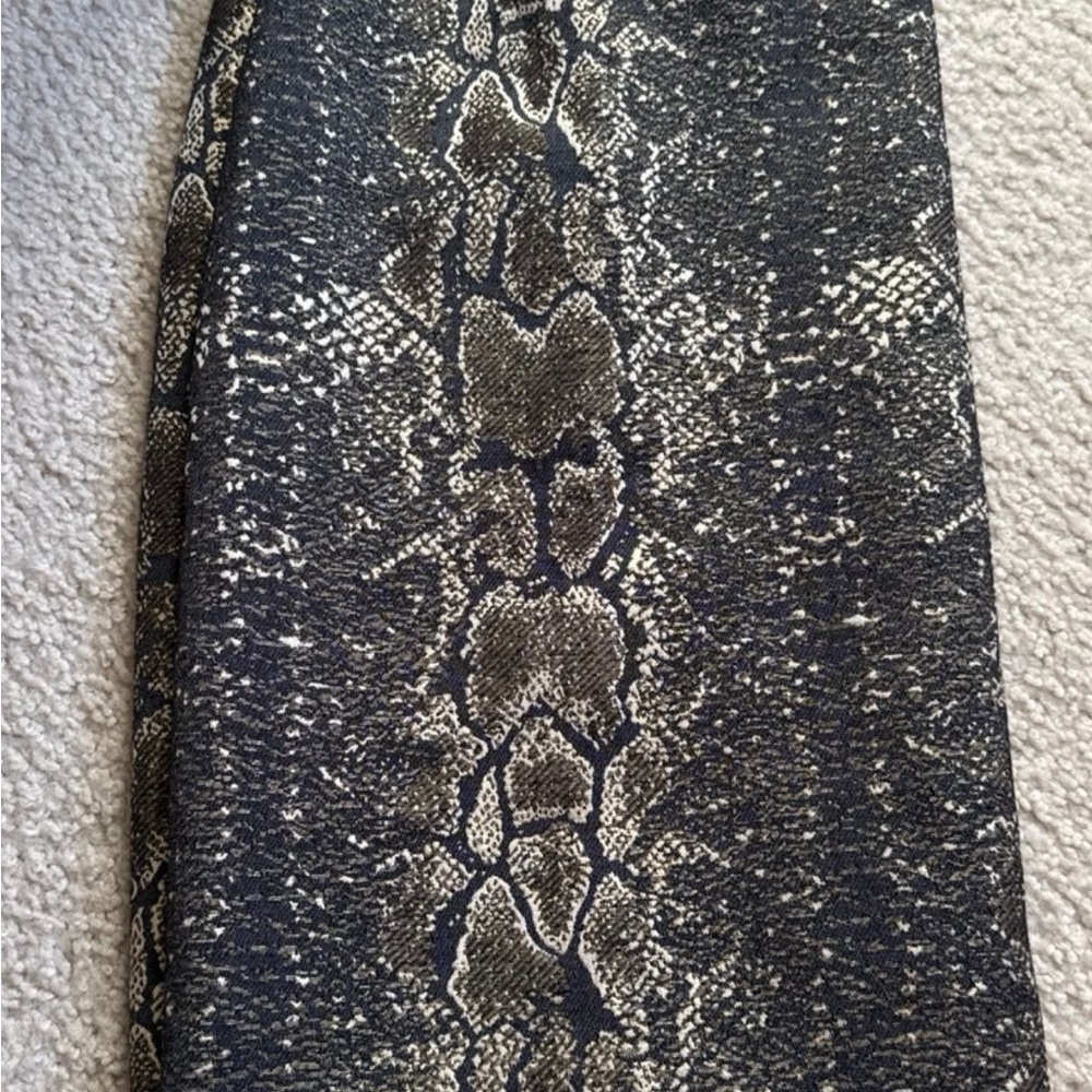 Worthington Black and Gray Snake Print Pencil Skirt